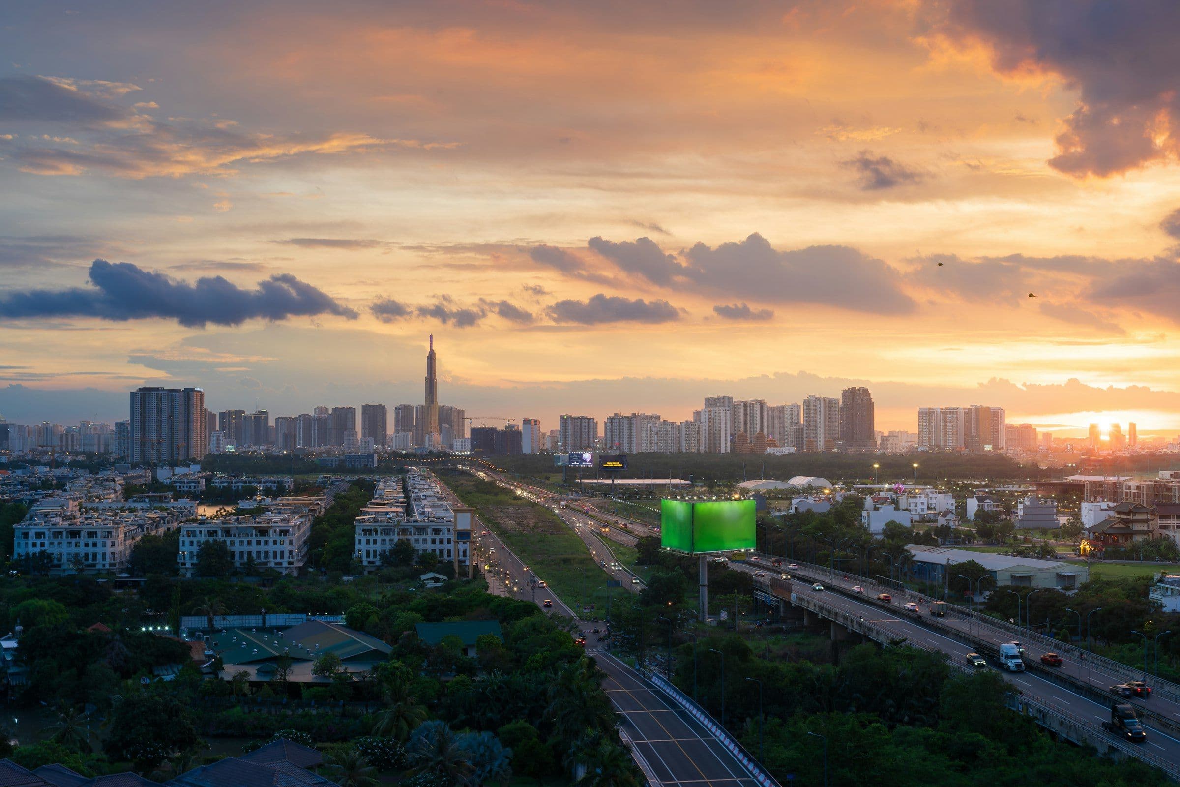 Toàn cảnh TP. Hồ Chí Minh lúc hoàng hôn
